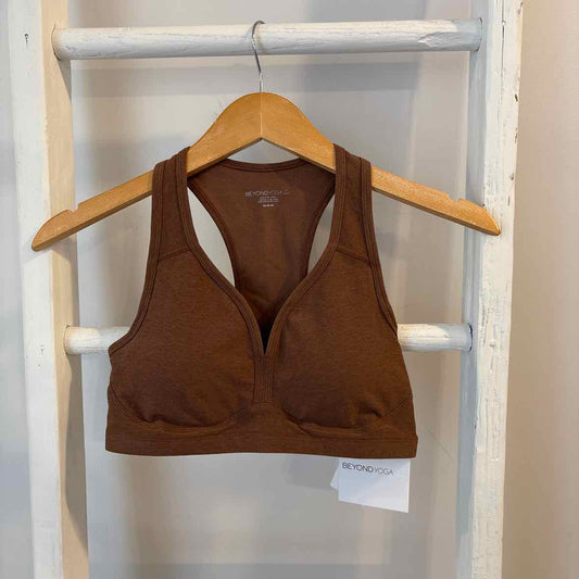 Beyond Yoga Size Medium Shirt