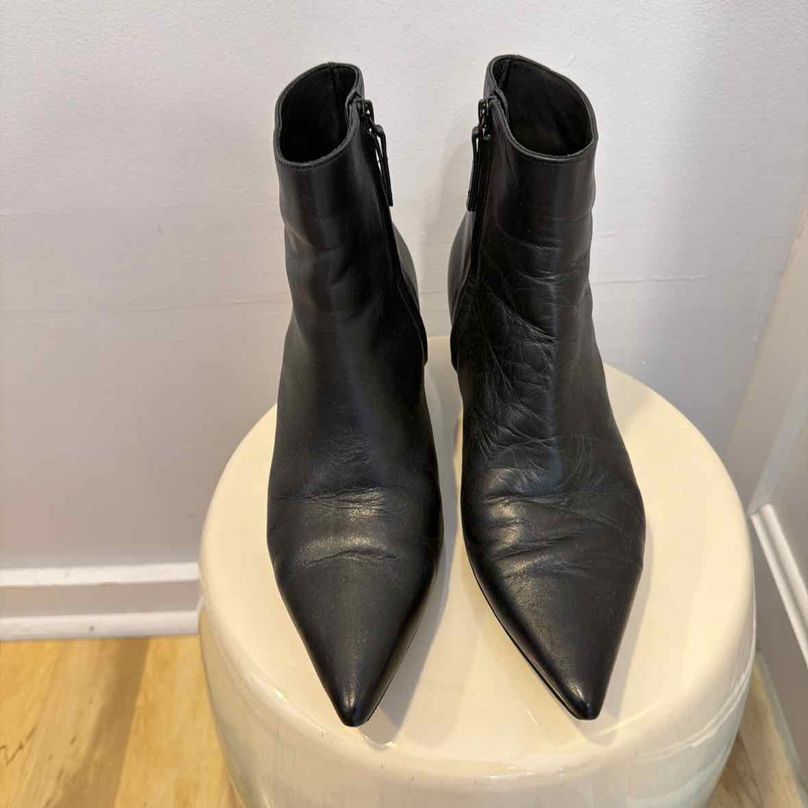 Reformation Size 9 Boots