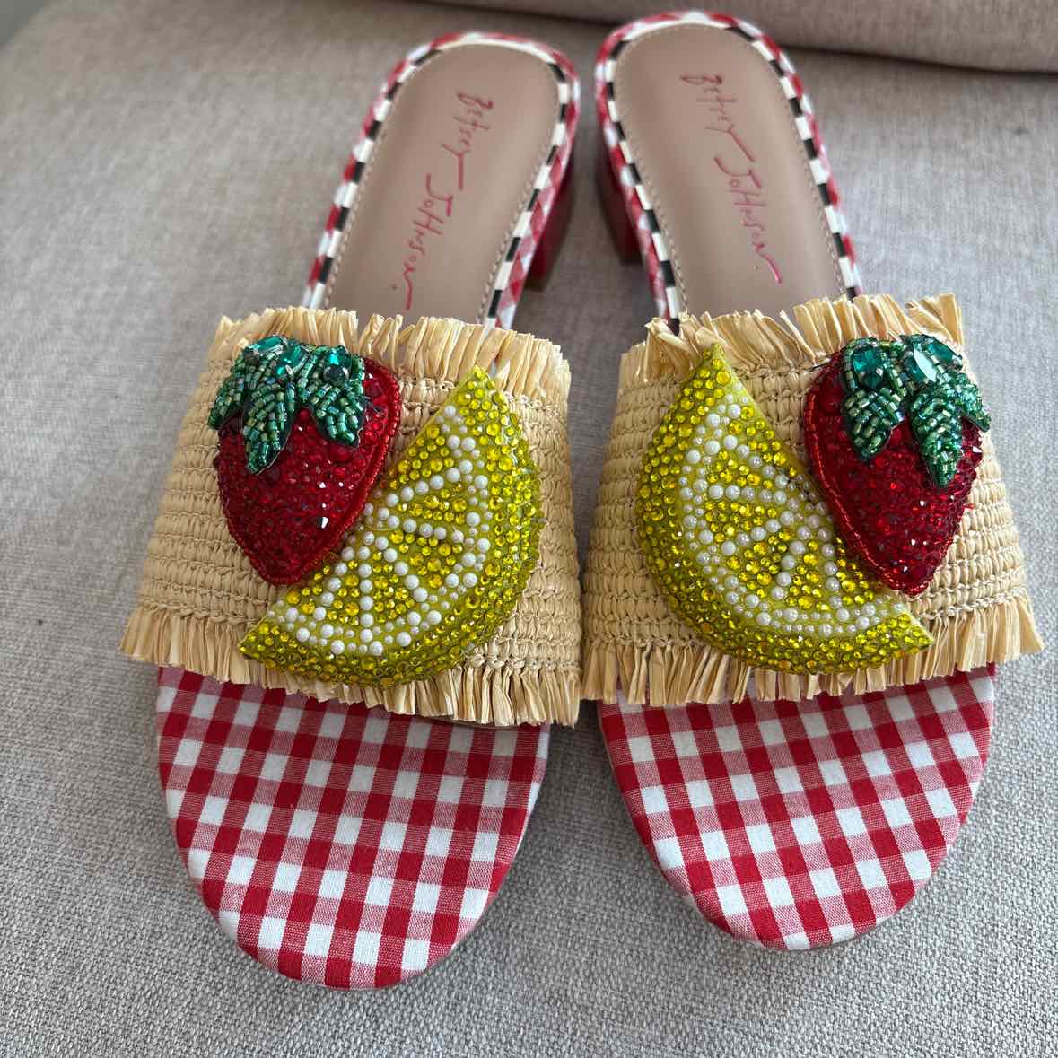 Betsey Johnson Size 8.5 Shoes
