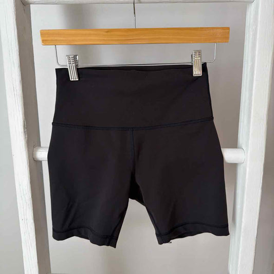 Lululemon Size 6 Shorts