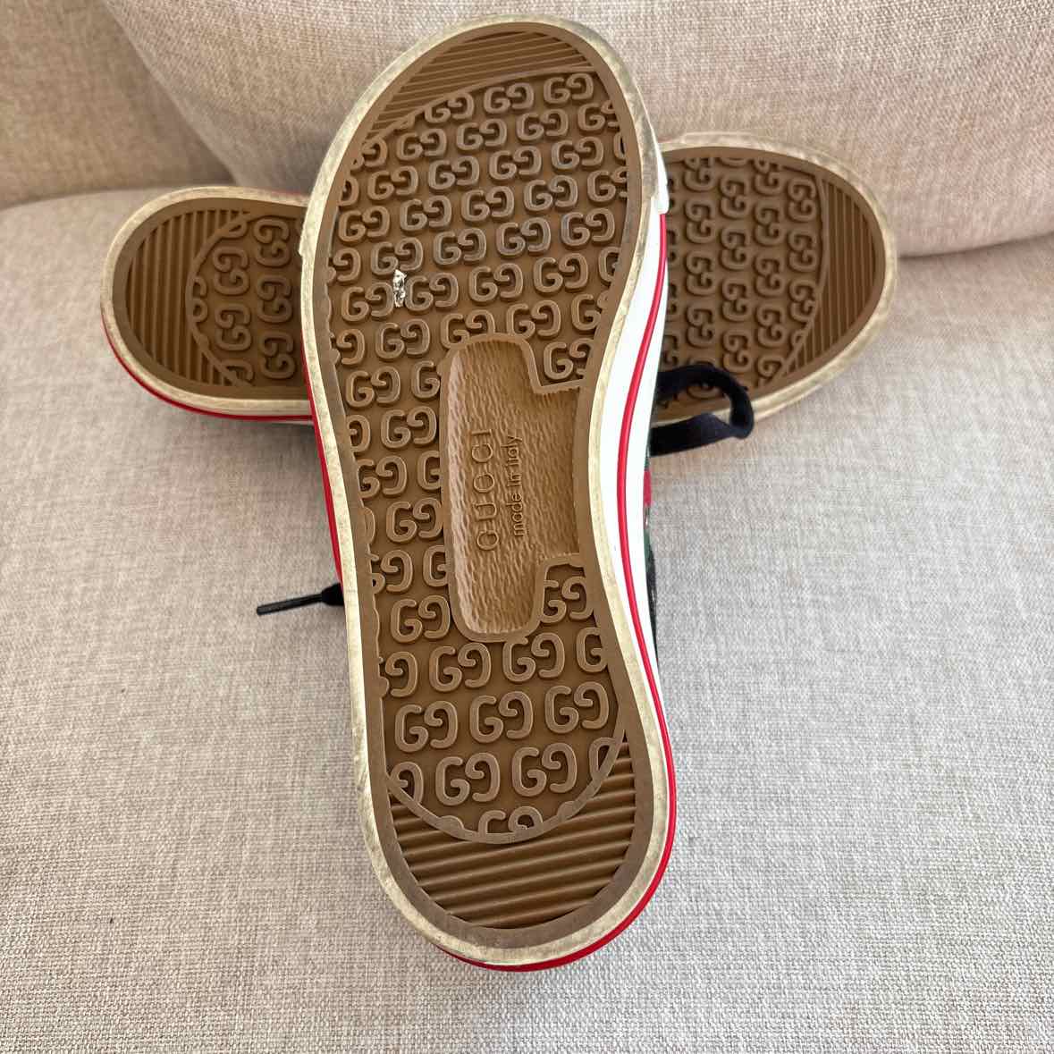 Gucci Size 7 Shoes