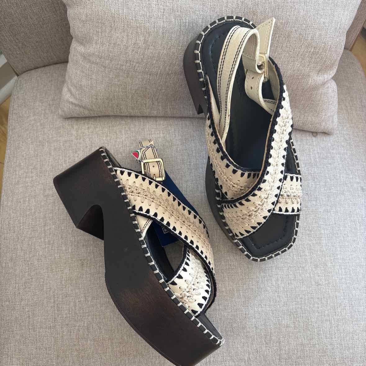 FARM rio Size 10 Shoes