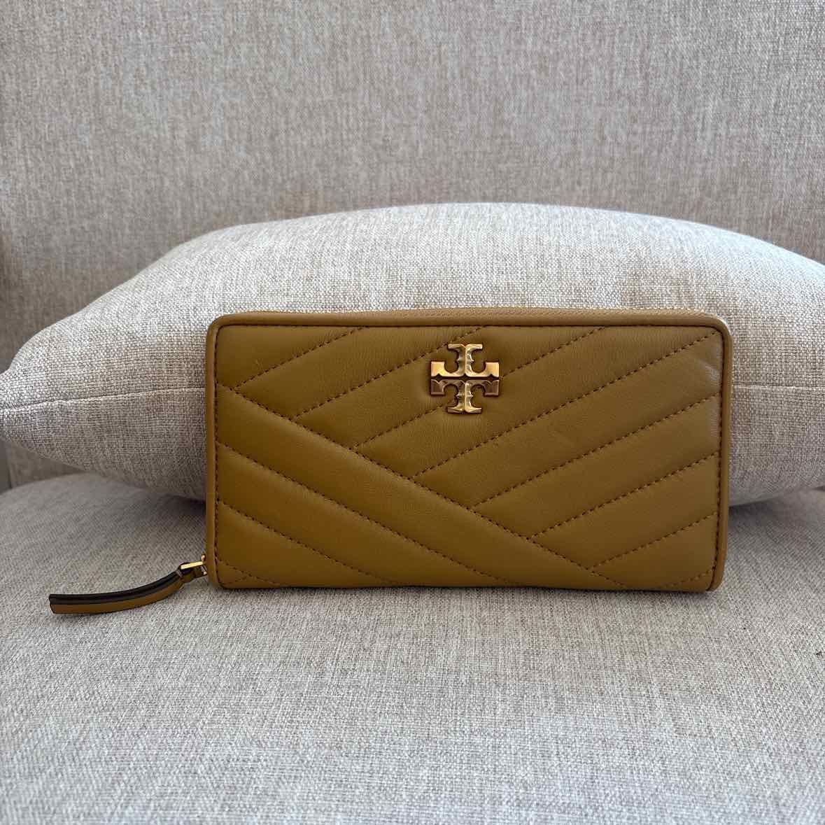 Tory Burch Wallet