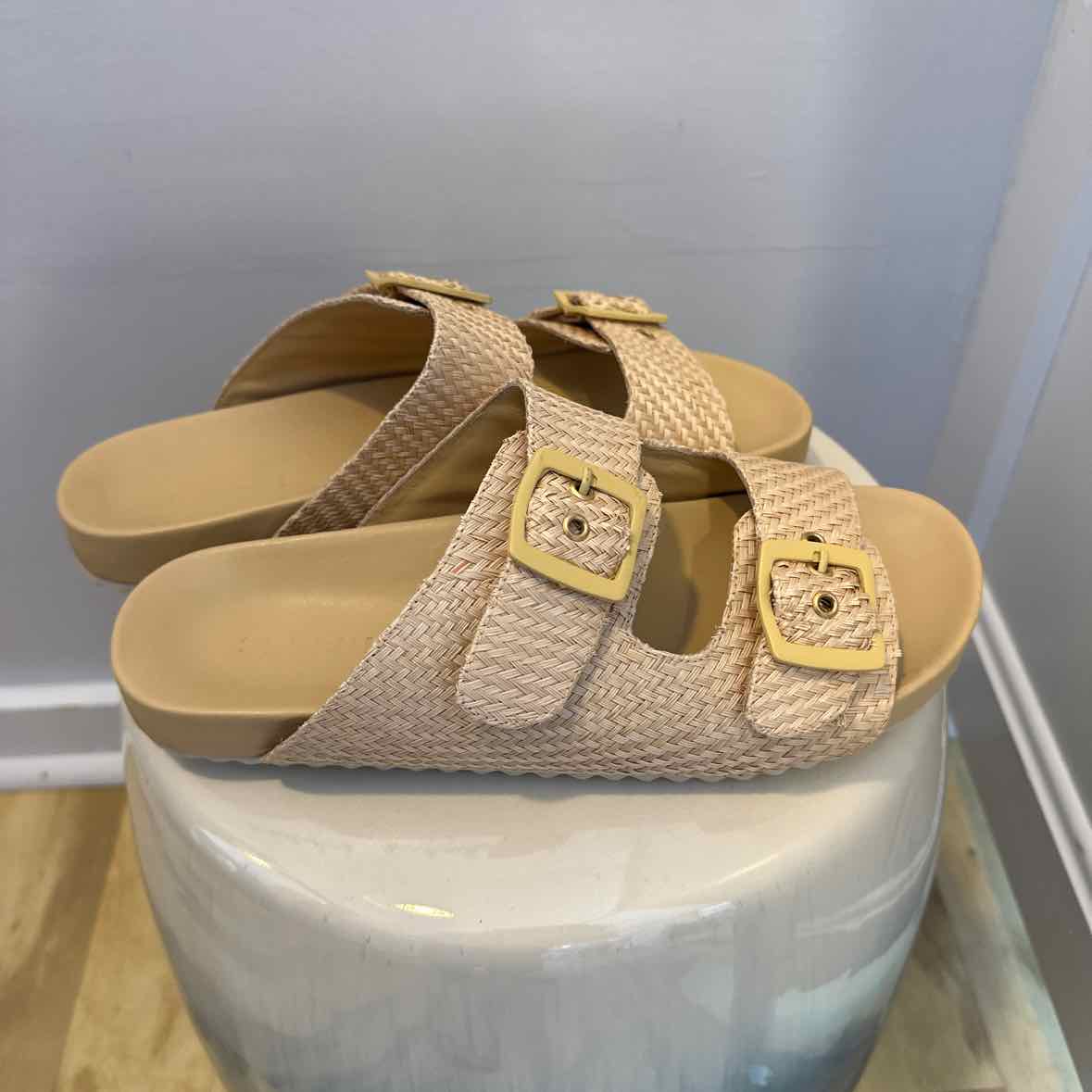 Serpvi Size 41 Shoes