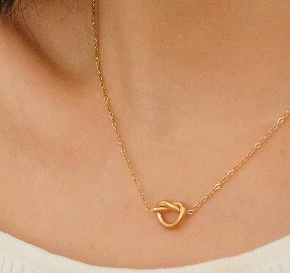 Flanerie Necklace