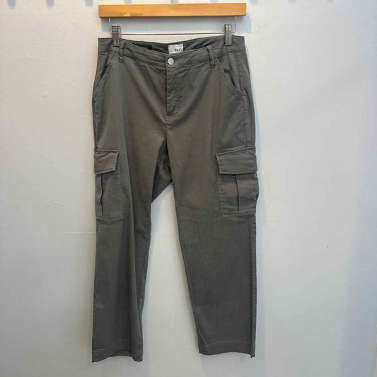 Ecru Size 4 Pants