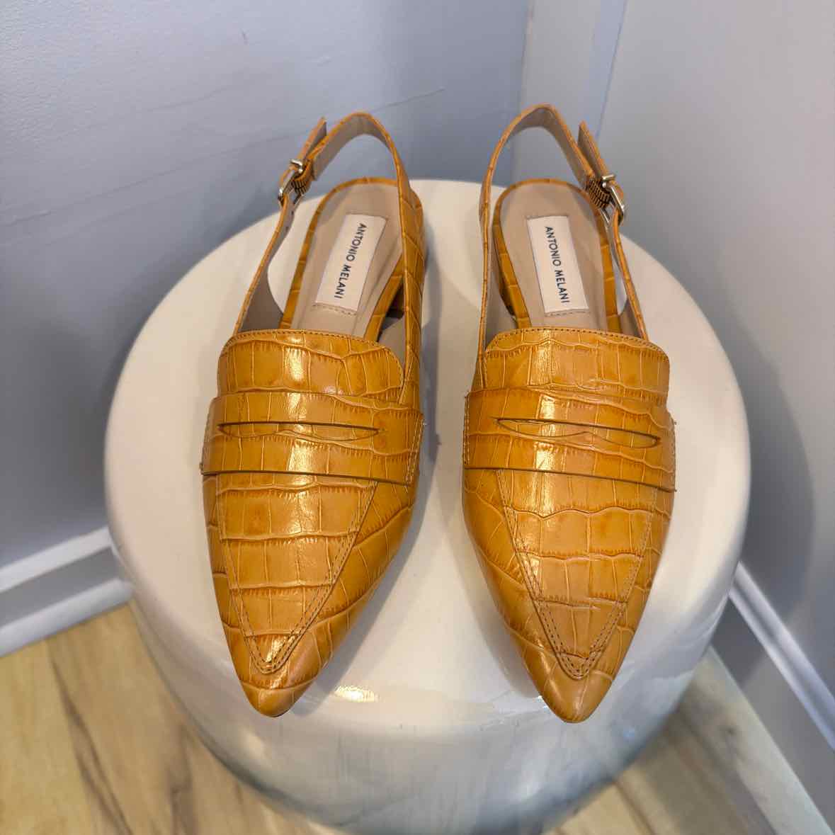 Antonio Melani Size 7 Shoes