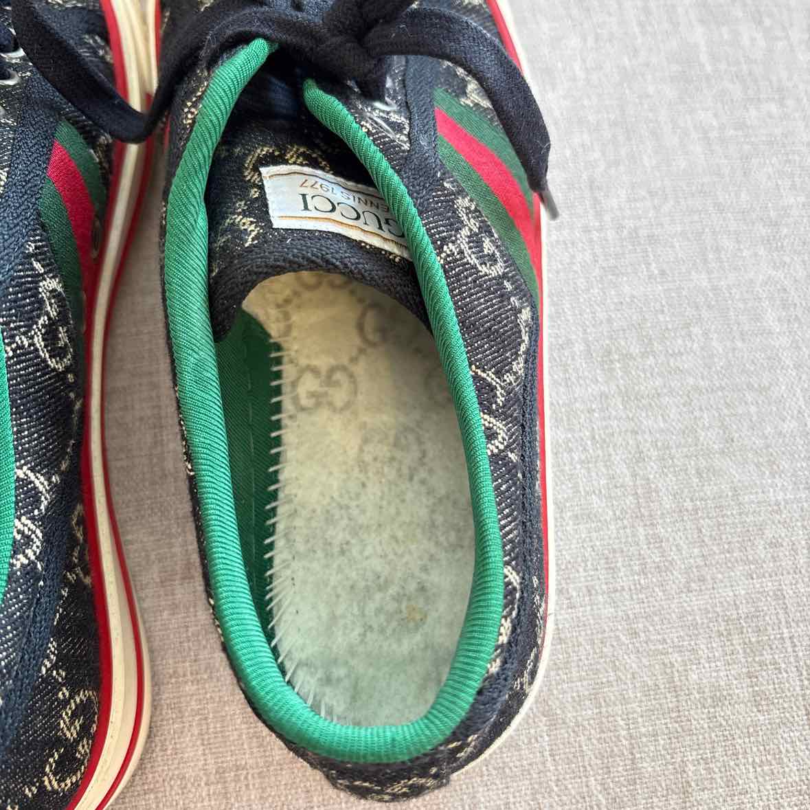Gucci Size 7 Shoes