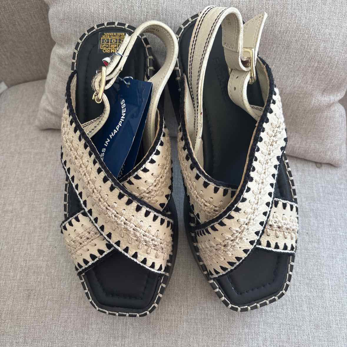 FARM rio Size 10 Shoes