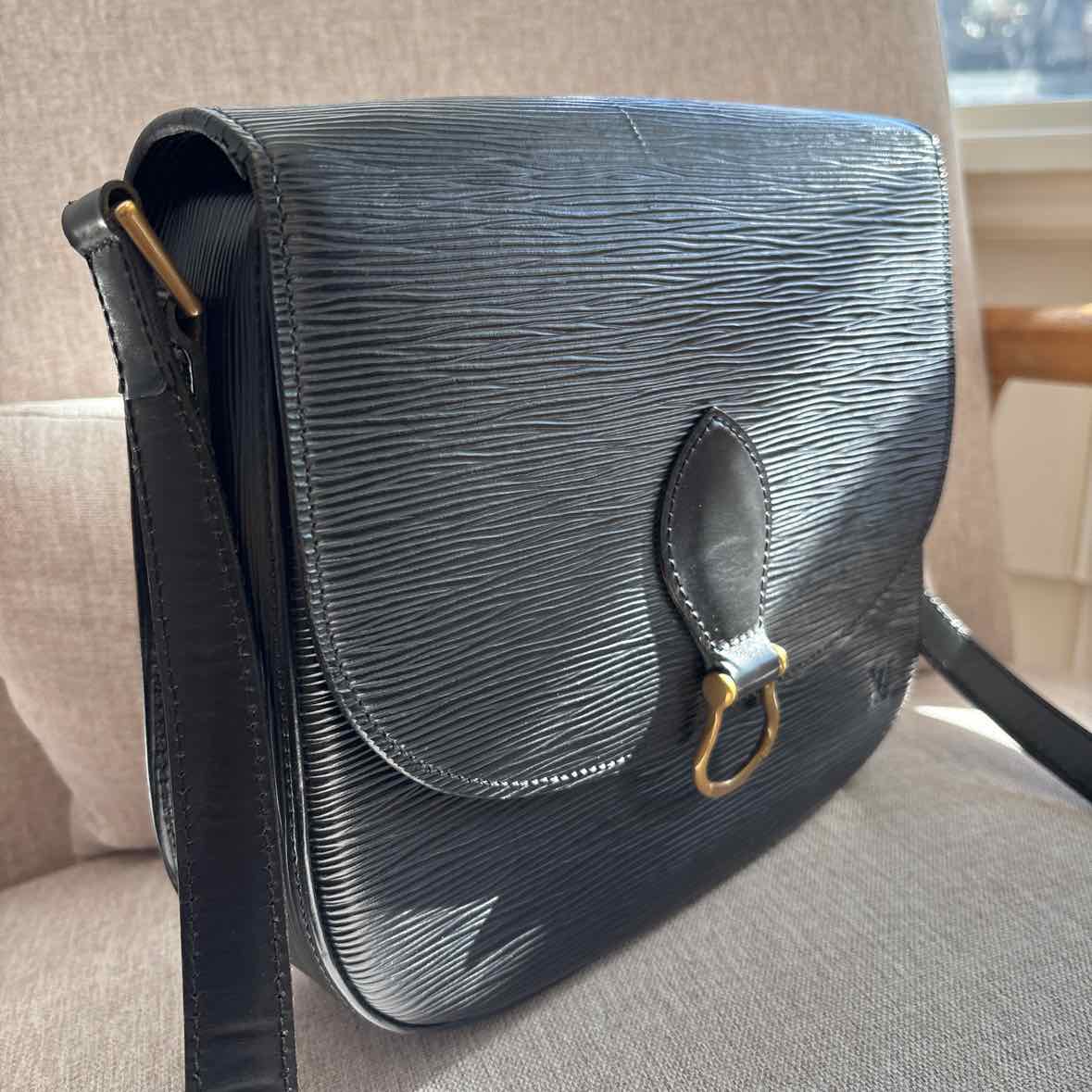 Louis Vuitton Purse
