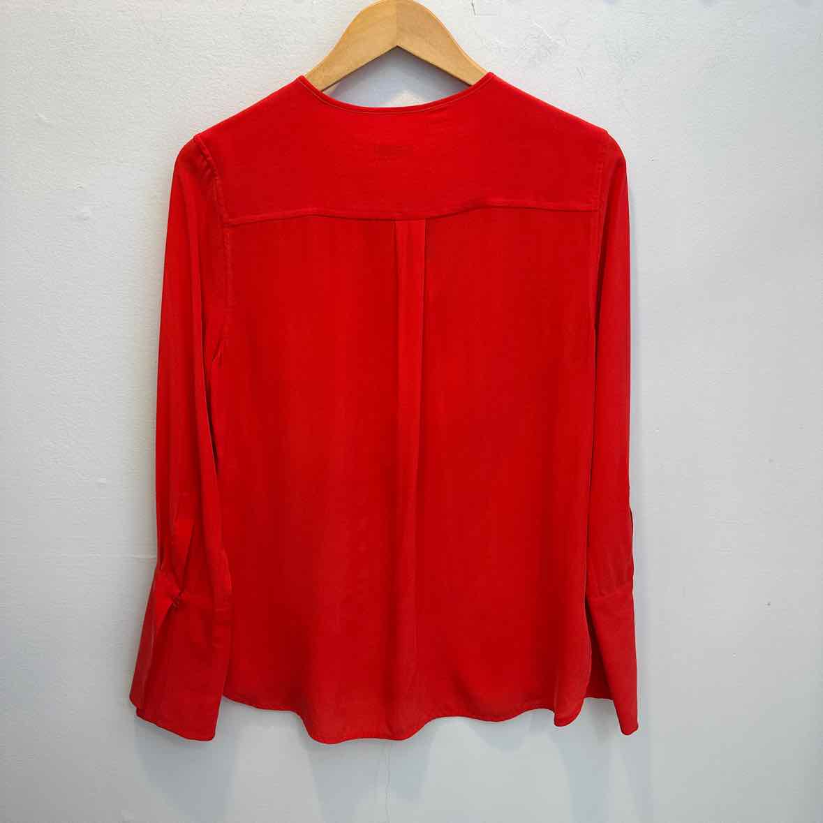 Equipment Size Small Shirt