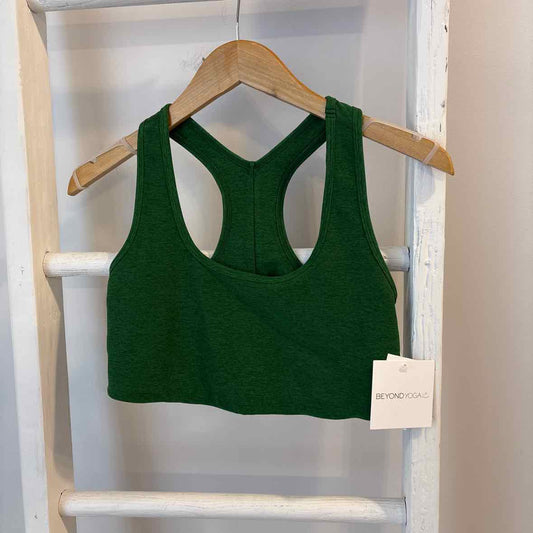 Beyond Yoga Size Large Shirt