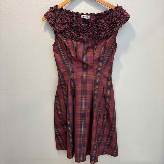 Moschino Size 6 Dress